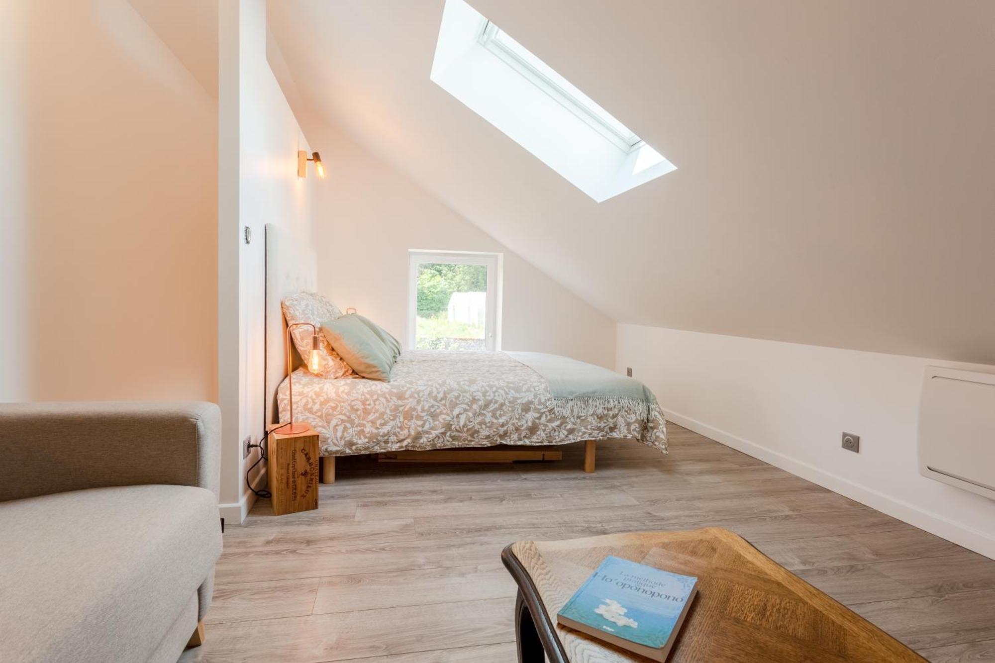 Holiday home Avec Jacuzzi Chic & Cosy Entre Caen Et La En Normandie Bieville-Beuville